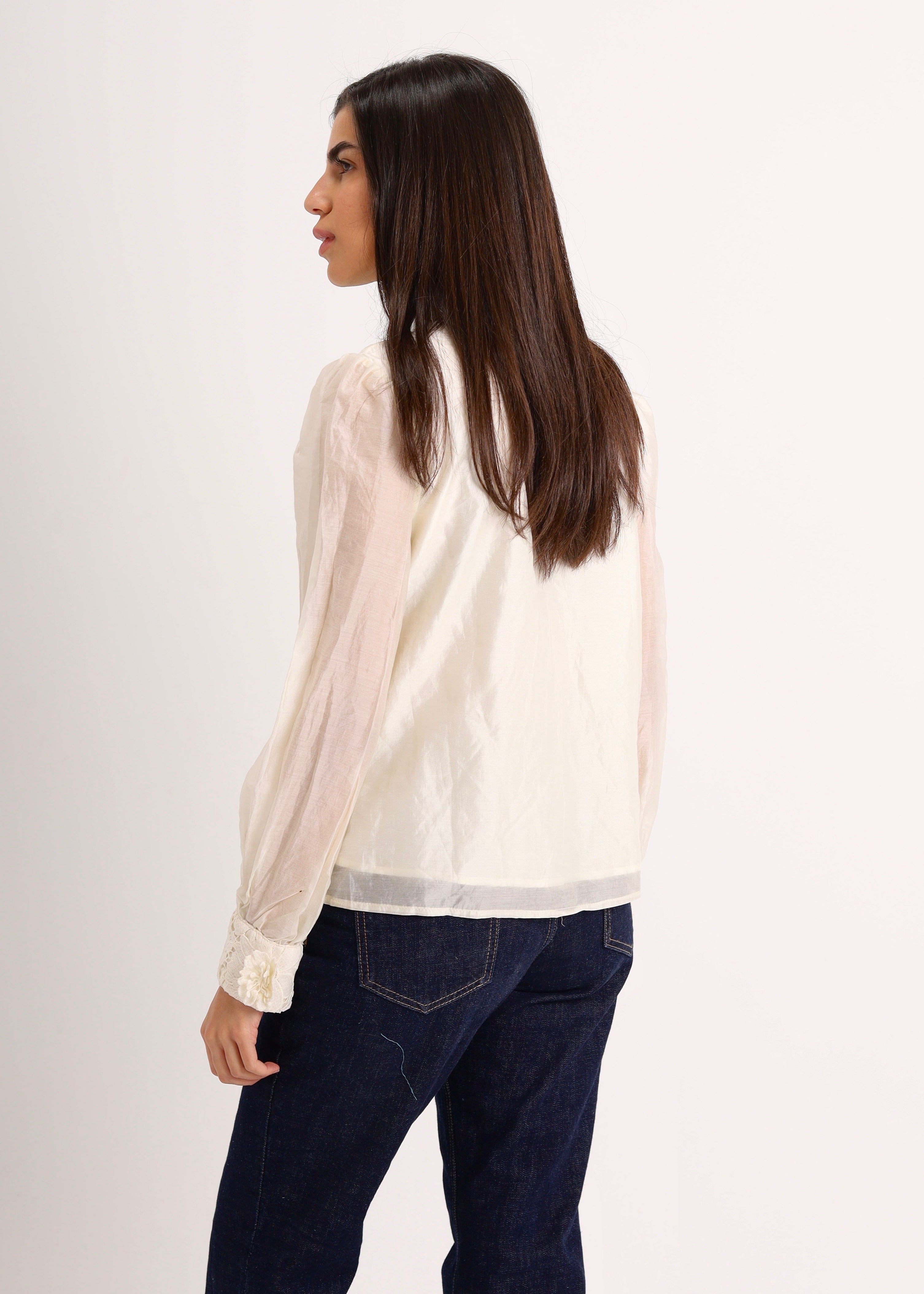 The Mila Lace